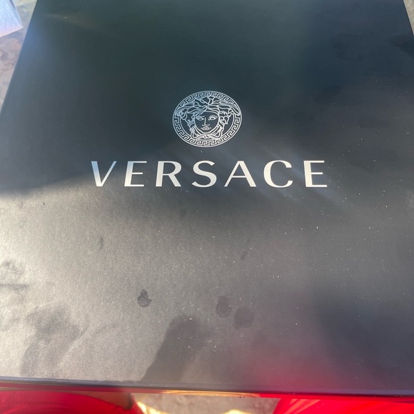 Brand New w/o tags Versace Chain link Silk shirt sz 58. - Picture 3 of 9